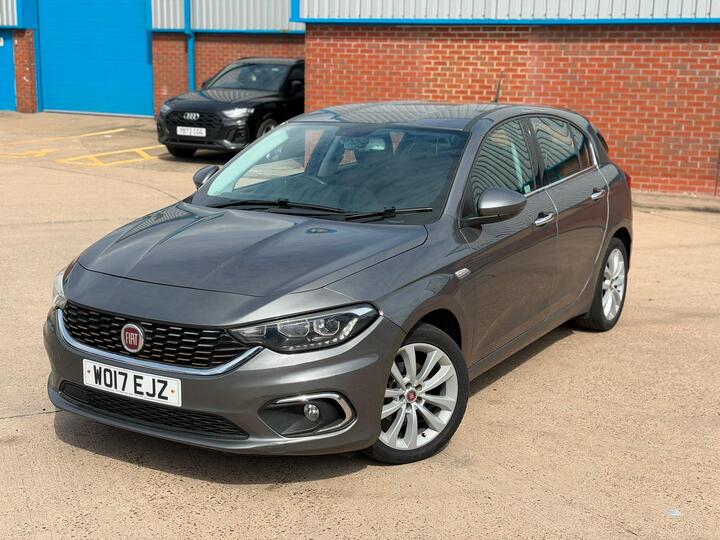 Fiat Tipo 1.4 MPI Lounge Euro 6 5dr