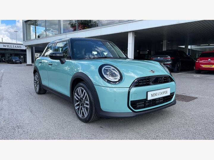 MINI Cooper 1.5C Classic Steptronic Euro 6 (s/s) 5dr