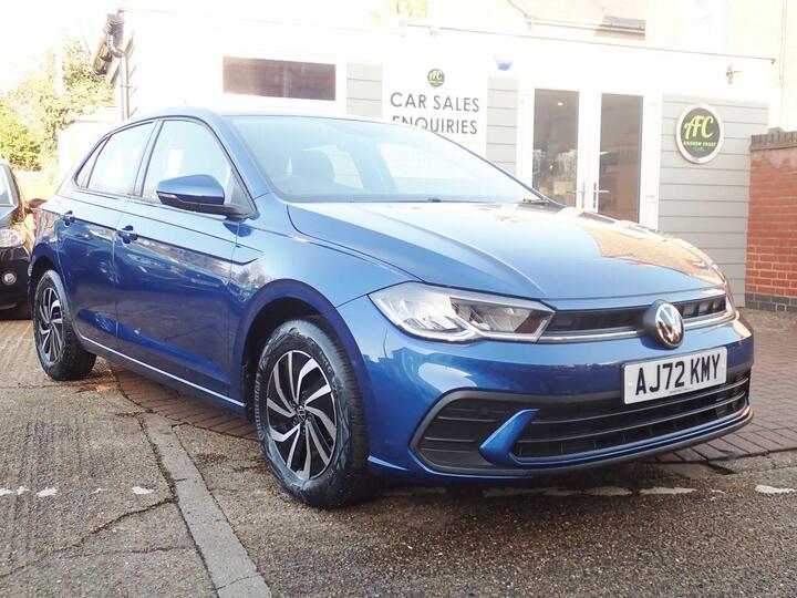 Volkswagen POLO 1.0 TSI Life DSG Euro 6 (s/s) 5dr Volkswagen POLO 1.0 TSI Life DSG Euro 6 (s/s) 5dr
