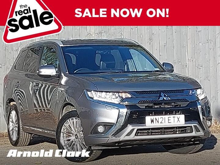Mitsubishi Outlander 2.4h TwinMotor 13.8kWh Dynamic CVT 4WD Euro 6 (s/s) 5dr