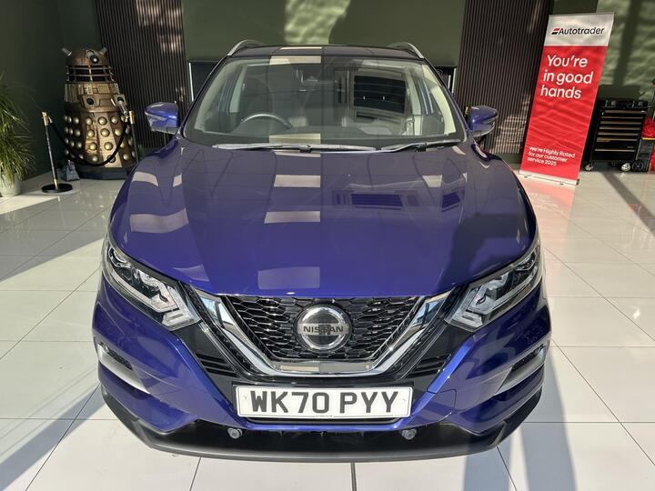 Nissan Qashqai 1.3 DIG-T N-Connecta Euro 6 (s/s) 5dr