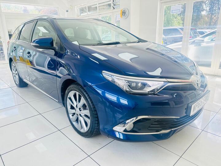 Toyota Auris 1.8 VVT-h Excel Touring Sports CVT Euro 6 (s/s) 5dr