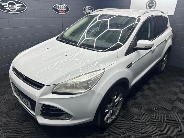 Ford Kuga 2.0 TDCi Titanium 2WD Euro 5 5dr