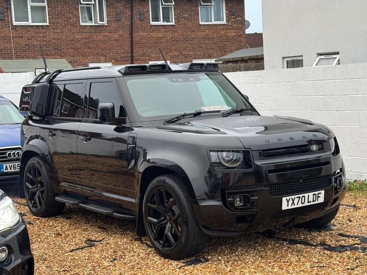 Land Rover Defender 110 2.0 SD4 SE Auto 4WD Euro 6 (s/s) 5dr Land Rover Defender 110 2.0 SD4 SE Auto 4WD Euro 6 (s/s) 5dr