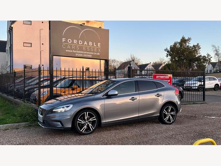 Volvo V40 2.0 D3 R-Design Euro 6 (s/s) 5dr