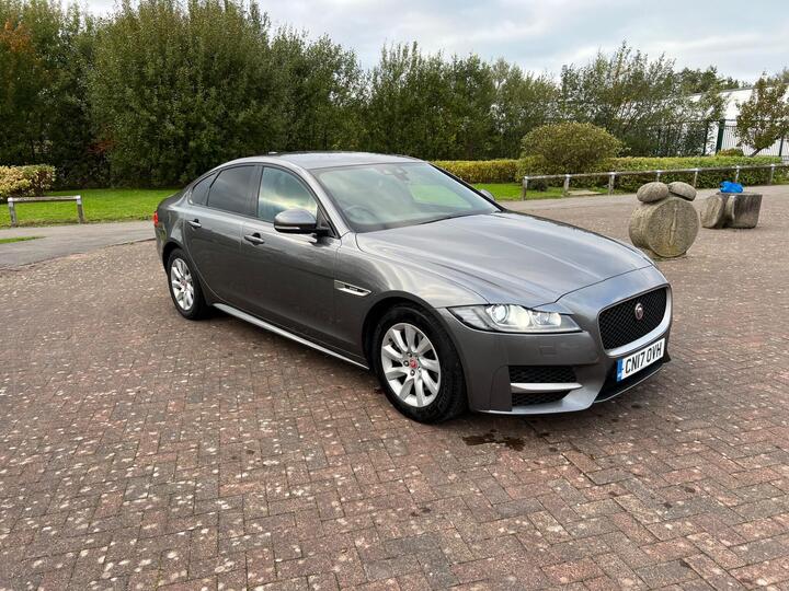 Jaguar XF 2.0d R-Sport Euro 6 (s/s) 4dr