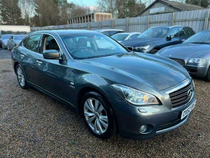 Infiniti M 3.5 35h V6 GT Premium Auto Euro 5 (s/s) 4dr