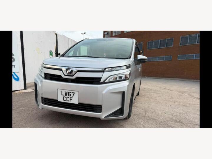 Toyota Noah N/A