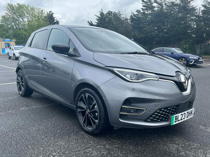 Renault New ZOE R135 EV50 52kWh Iconic Auto 5dr (Boost Charge)