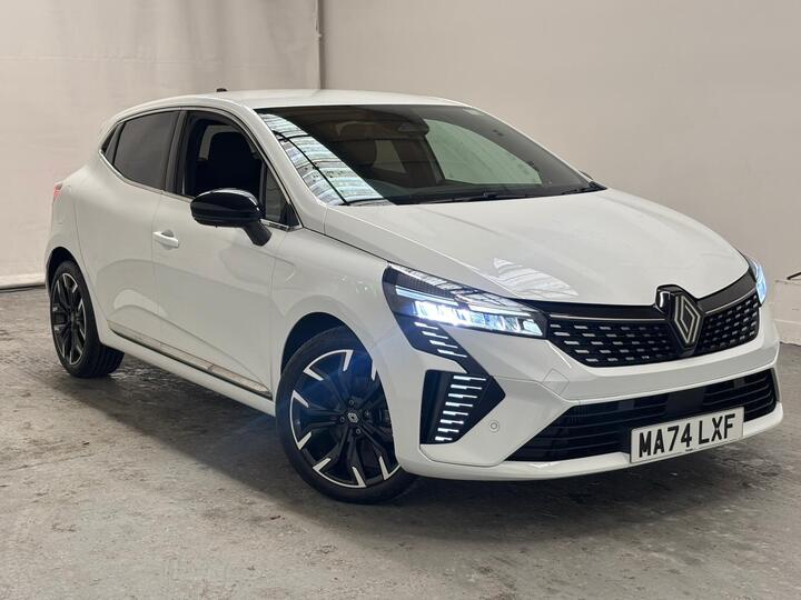 Renault Clio 1.0 TCe Techno Euro 6 (s/s) 5dr Renault Clio 1.0 TCe Techno Euro 6 (s/s) 5dr