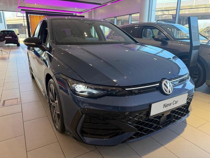 Volkswagen Golf 1.5 ETSI MHEV Black Edition DSG Euro 6 (s/s) 5dr