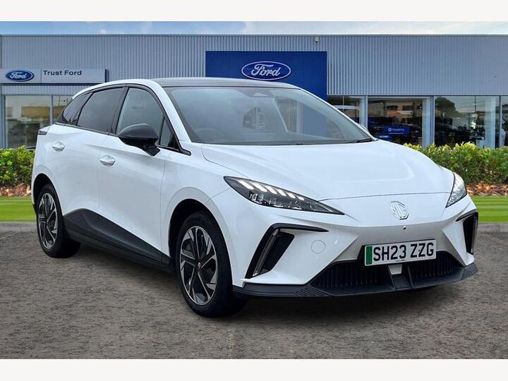 MG MG4 64kWh Trophy Long Range Auto 5dr