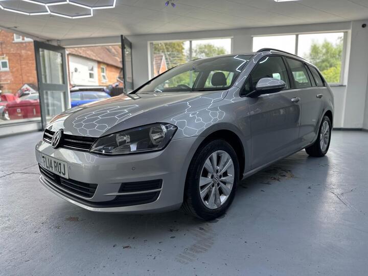 Volkswagen Golf 1.6 TDI BlueMotion Tech SE Euro 5 (s/s) 5dr