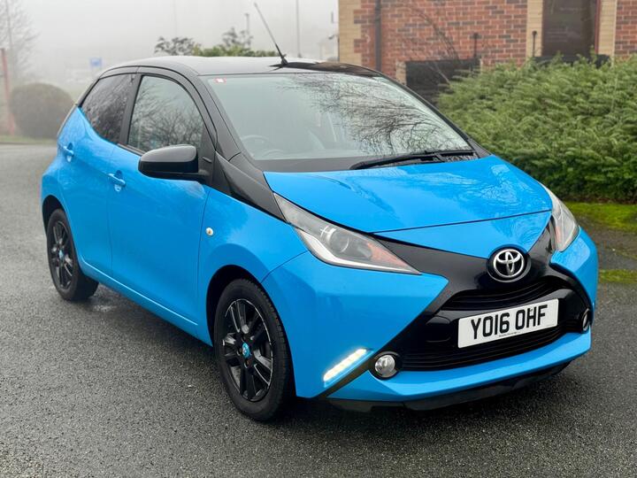 Toyota AYGO 1.0 VVT-i X-cite X-shift Euro 6 5dr