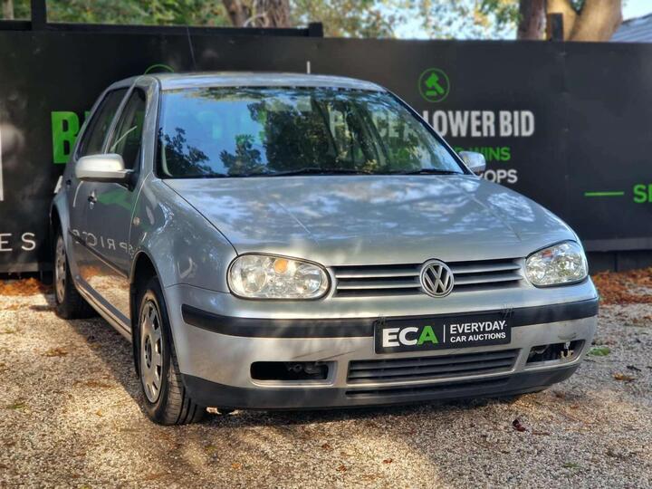 Volkswagen Golf 1.4 S 5dr