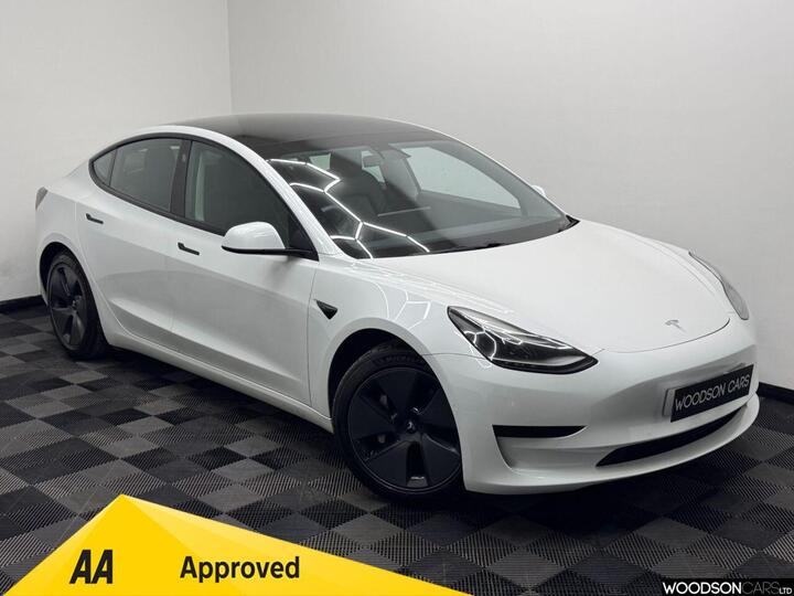 Tesla Model 3 Standard Range Plus Auto RWD 4dr