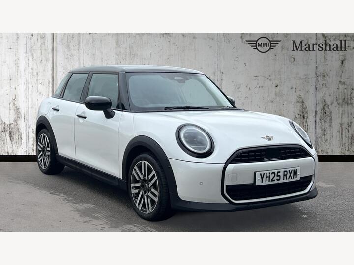 MINI Cooper 1.5C Classic Steptronic Euro 6 (s/s) 5dr