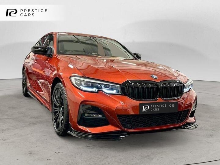 BMW 3 SERIES 2.0 330e 12kWh M Sport Auto Euro 6 (s/s) 4dr BMW 3 SERIES 2.0 330e 12kWh M Sport Auto Euro 6 (s/s) 4dr