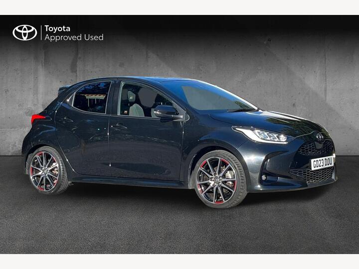 Toyota Yaris 1.5 VVT-h GR SPORT E-CVT Euro 6 (s/s) 5dr