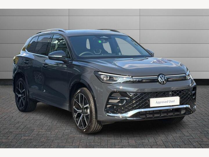 Volkswagen Tiguan 1.5 TSI EHybrid 19.7kWh R-Line DSG Euro 6 (s/s) 5dr