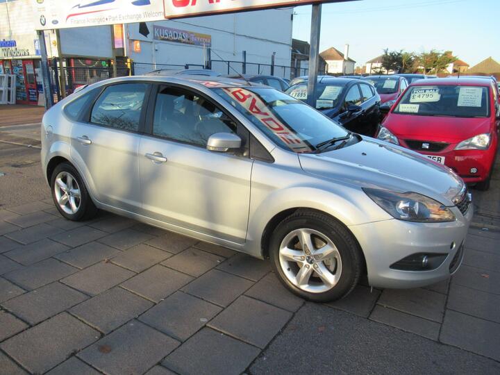 Ford Focus 1.6 Zetec 5dr