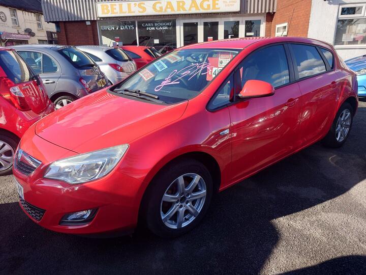 Vauxhall Astra 1.6 16v Exclusiv Euro 5 5dr