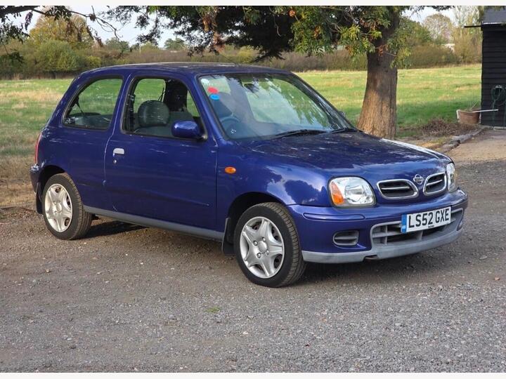 Nissan Micra 1.0 16v Twister CVT 3dr