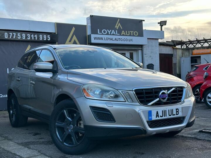 Volvo XC60 2.4 D5 SE Lux Geartronic AWD Euro 5 5dr
