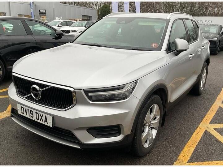 Volvo XC40 2.0 D3 Momentum Auto Euro 6 (s/s) 5dr