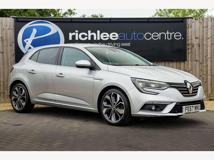 Renault MEGANE 1.5 DCi Signature Nav Euro 6 (s/s) 5dr