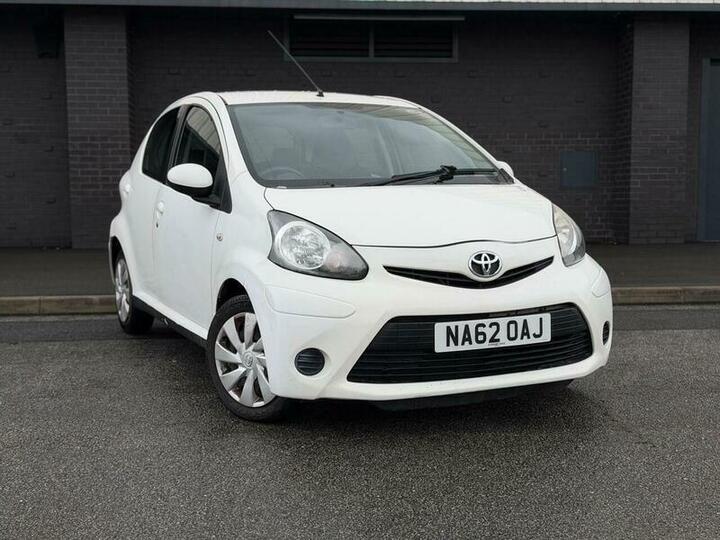 Toyota AYGO 1.0 VVT-i Ice MultiMode Euro 5 5dr Toyota AYGO 1.0 VVT-i Ice MultiMode Euro 5 5dr