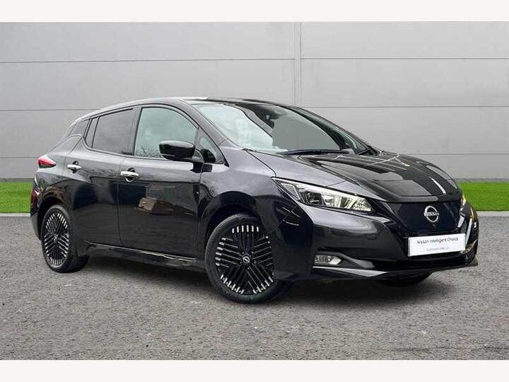 Nissan LEAF 39kWh N-Connecta Auto 5dr