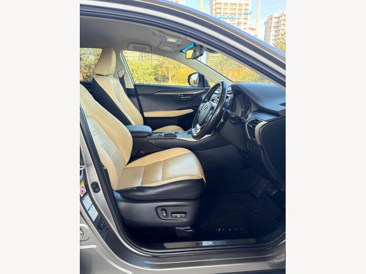 Lexus NX 2.5 300h Luxury E-CVT 4WD Euro 6 (s/s) 5dr