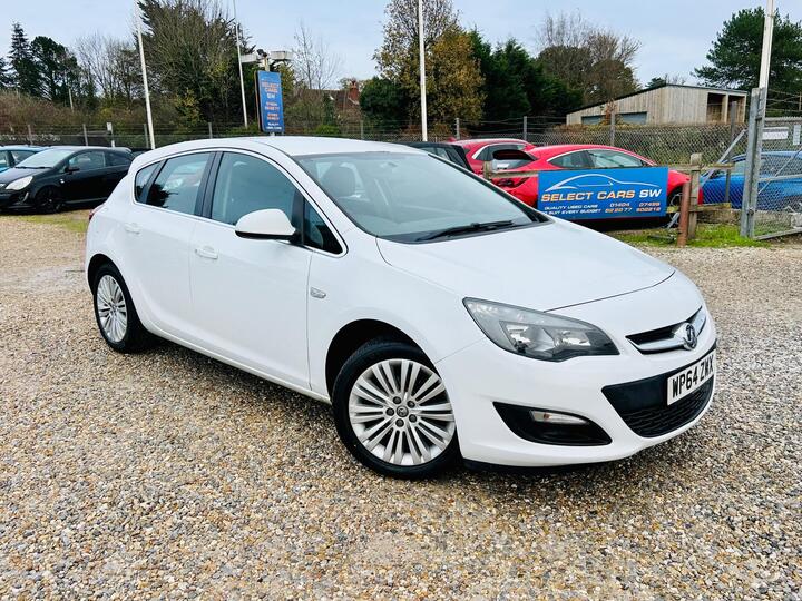 Vauxhall Astra 1.4 16v Excite Euro 5 5dr Vauxhall Astra 1.4 16v Excite Euro 5 5dr