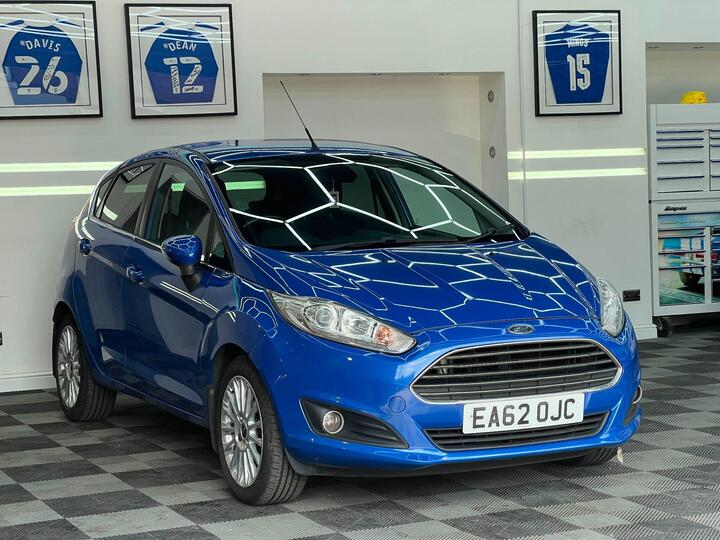 Ford Fiesta 1.6 Titanium Powershift Euro 5 5dr