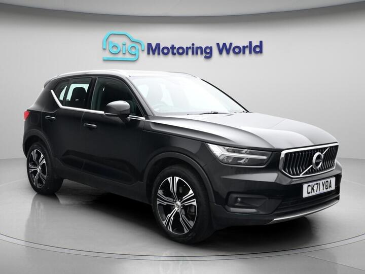 Volvo XC40 2.0 B4 MHEV Inscription Pro Auto Euro 6 (s/s) 5dr