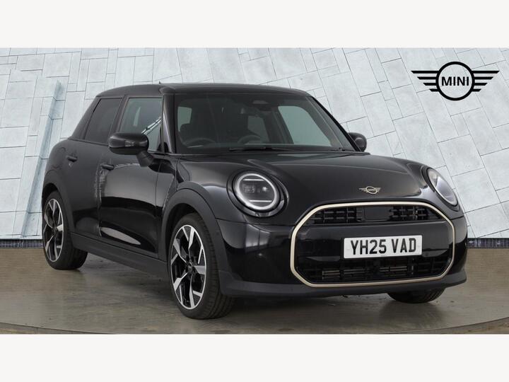MINI Cooper 1.5C Exclusive Steptronic Euro 6 (s/s) 5dr