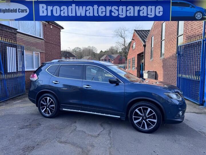 Nissan X-TRAIL 1.6 DCi Tekna XTRON Euro 5 (s/s) 5dr Nissan X-TRAIL 1.6 DCi Tekna XTRON Euro 5 (s/s) 5dr