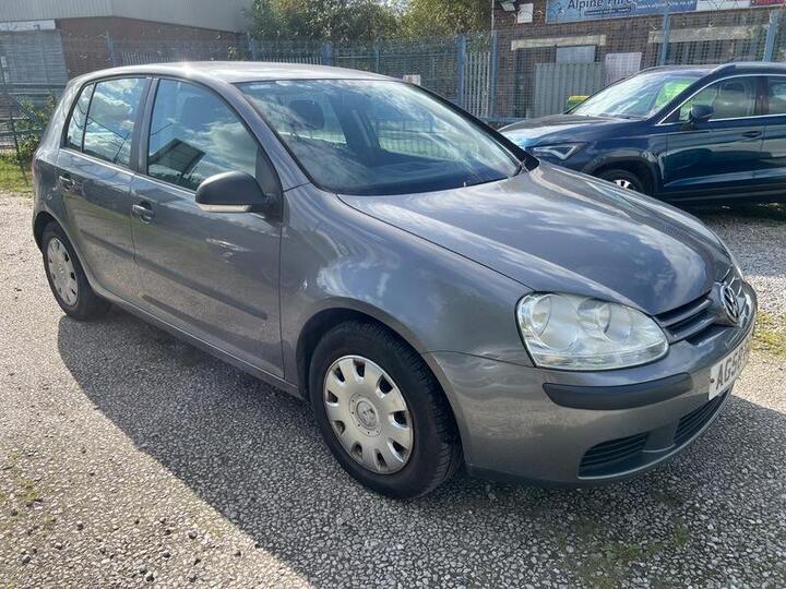 Volkswagen Golf 1.4 S 5dr