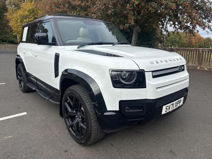 Land Rover Defender 110 3.0 D200 MHEV SE Auto 4WD Euro 6 (s/s) 5dr