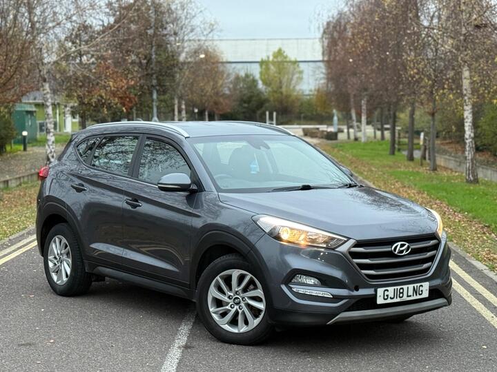Hyundai TUCSON 1.7 CRDi Blue Drive SE Nav DCT Euro 6 (s/s) 5dr Hyundai TUCSON 1.7 CRDi Blue Drive SE Nav DCT Euro 6 (s/s) 5dr