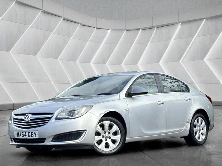 Vauxhall Insignia 2.0 CDTi Design Auto Euro 5 5dr Vauxhall Insignia 2.0 CDTi Design Auto Euro 5 5dr