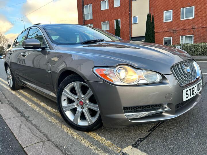Jaguar XF 3.0d V6 Luxury Auto Euro 5 4dr