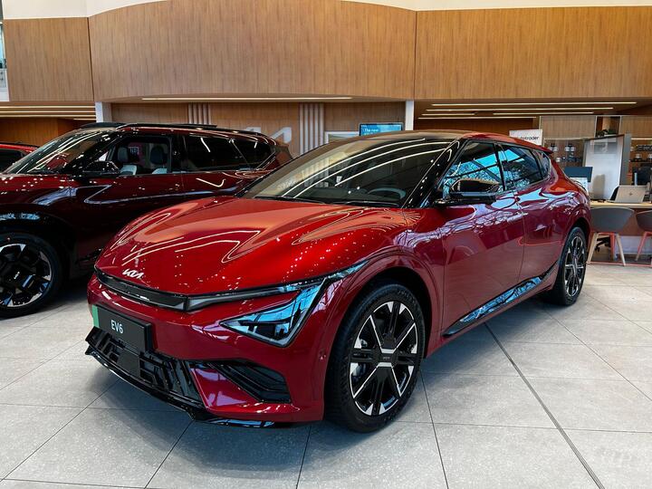 Kia EV6 84kWh GT-Line S Auto AWD 5dr