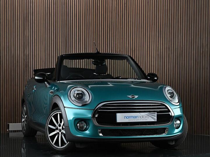 MINI Convertible 1.5 Cooper Auto Euro 6 (s/s) 2dr