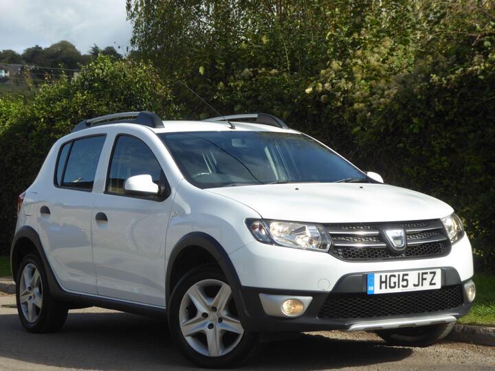 Dacia Sandero Stepway 1.5 DCi Laureate Euro 5 5dr