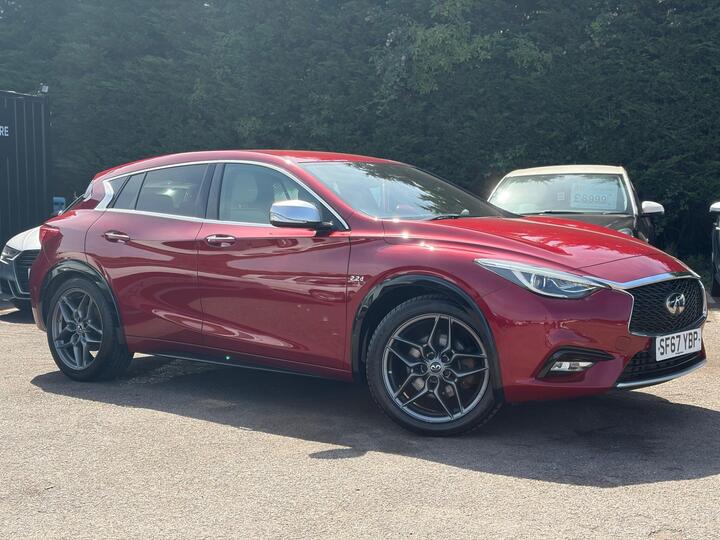 Infiniti Q30 2.2d Premium Tech DCT AWD Euro 6 (s/s) 5dr