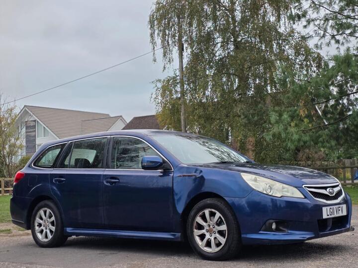 Subaru Legacy 2.0 ES Sport Tourer 4WD Euro 5 5dr (SNav)