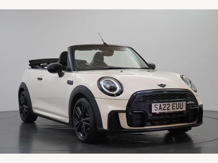 MINI Convertible 1.5 Cooper Sport Steptronic Euro 6 (s/s) 2dr MINI Convertible 1.5 Cooper Sport Steptronic Euro 6 (s/s) 2dr