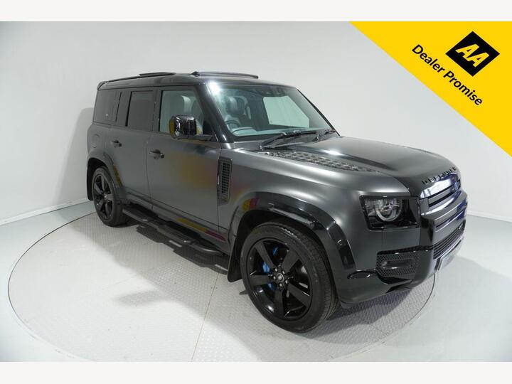 Land Rover DEFENDER 3.0 D300 MHEV X-Dynamic HSE Auto 4WD Euro 6 (s/s) 5dr Land Rover DEFENDER 3.0 D300 MHEV X-Dynamic HSE Auto 4WD Euro 6 (s/s) 5dr